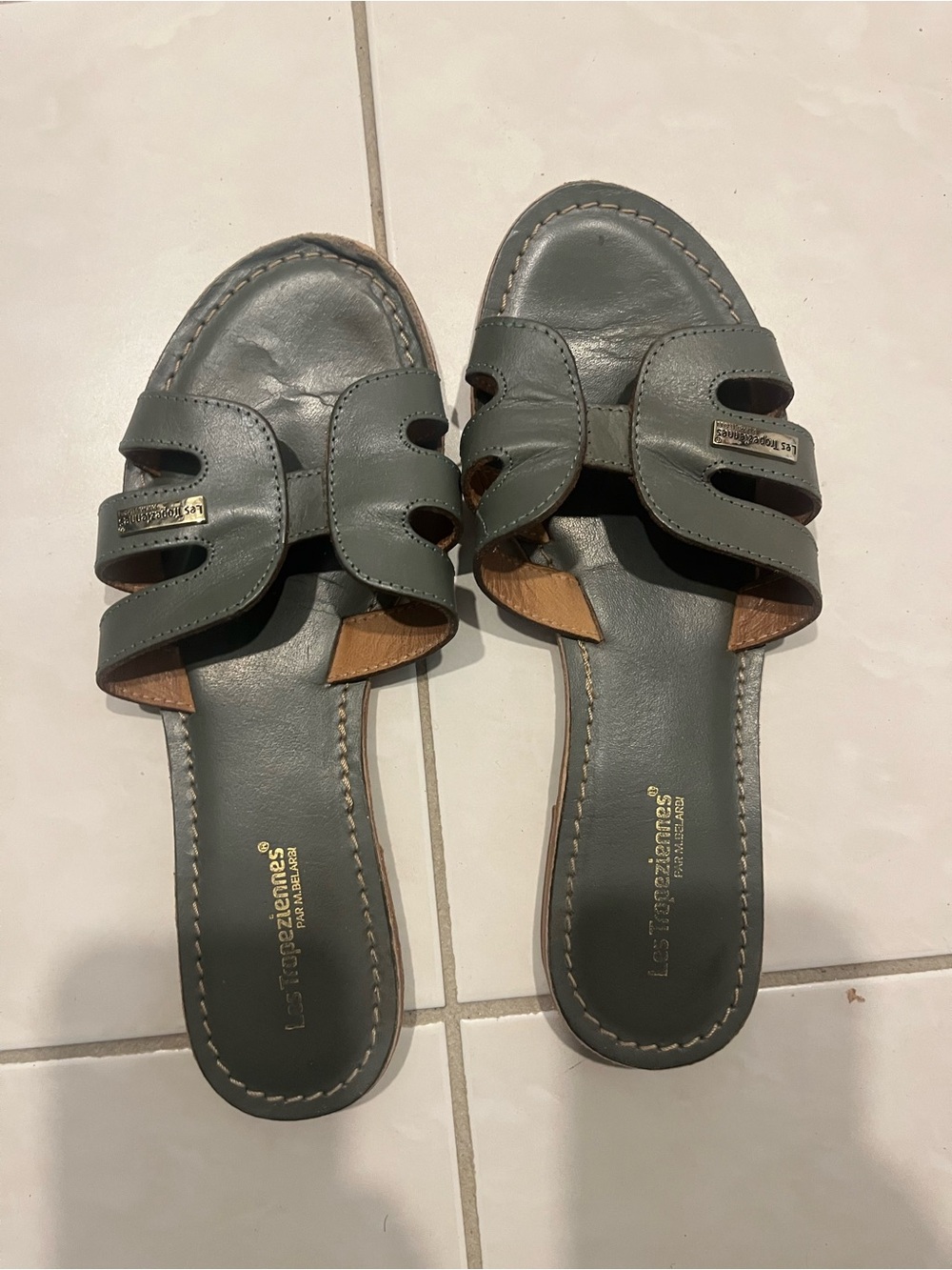 Les Tropéziennes - Olive Green Leather Slide Sandals with Cutout Straps